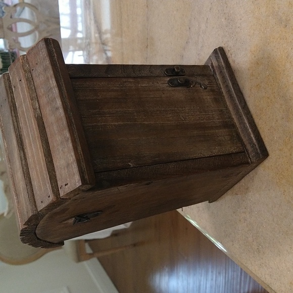 Vintage handmade birdhouse 10hi x 8h x 6d garden decor clean out door - Picture 5 of 8